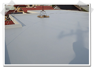 屋上の防水塗装・遮熱塗装